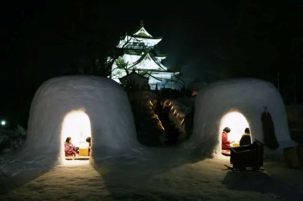 2026 横手の雪まつり「かまくら」（秋田県横手市）